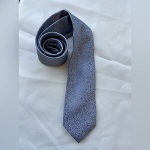 Calvin Klein 100%Silk Tie Men's Blue Grey woven New